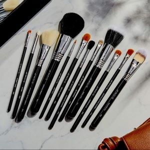 Sigma Beauty - Essential Brush Set
